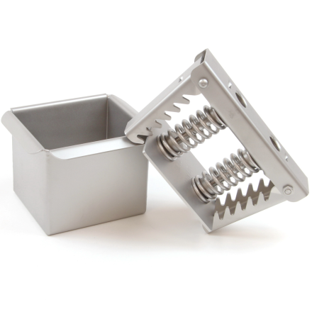 Adelmann Stainless Steel Heavy Duty Meat Press Mould (114x100x100mm) (1kg capacity) 